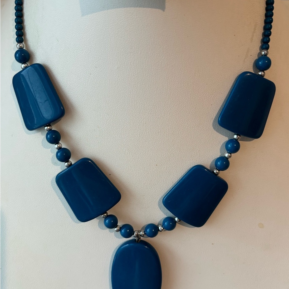Cobalt Blue Beaded Necklace in Silver Tone/ large blue beads/ measures 18 + 2 in